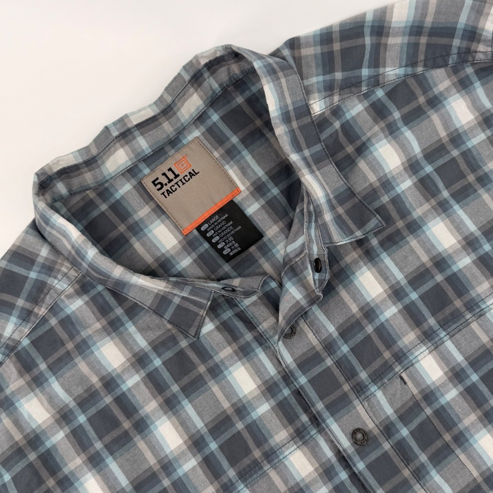 5.11 Tactical Mens Large Short Sleeve Plaid Snap Front Shirt Grey Blue